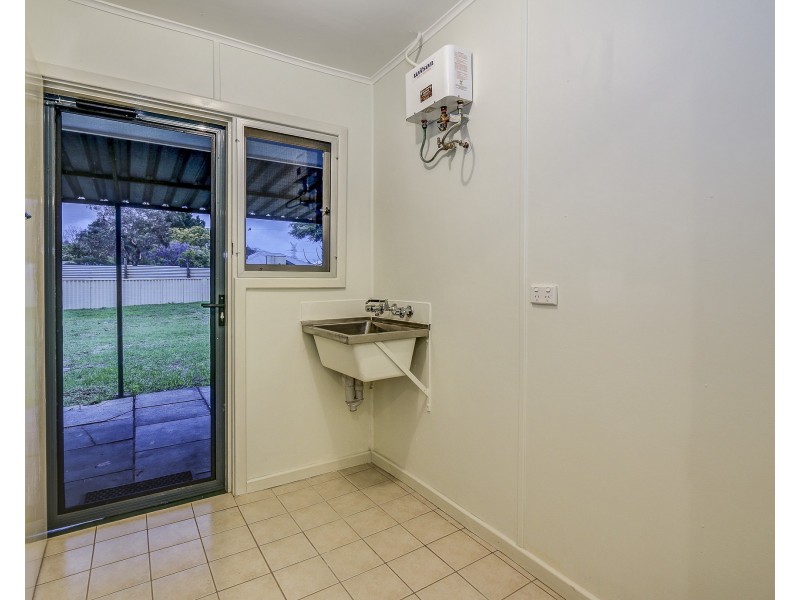 284 Morrison Road, Swan View WA 6056