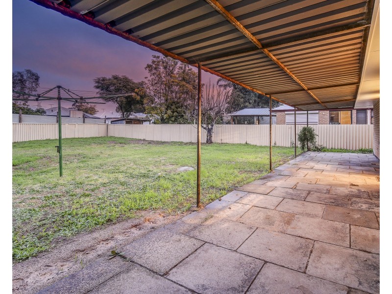 284 Morrison Road, Swan View WA 6056