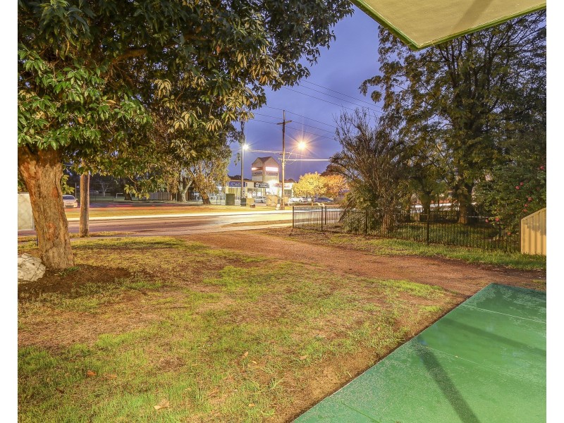 284 Morrison Road, Swan View WA 6056
