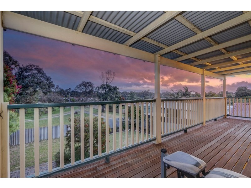 18 Abingdon Road, Swan View WA 6056