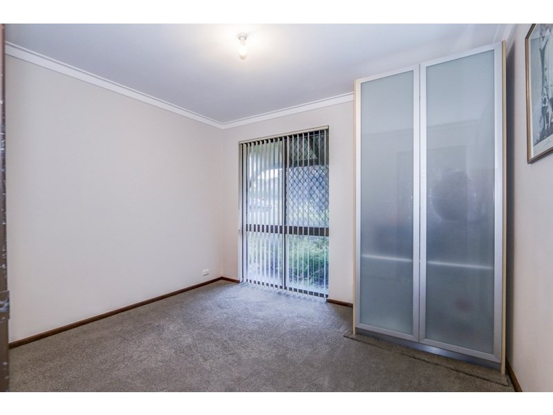 18 Abingdon Road, Swan View WA 6056