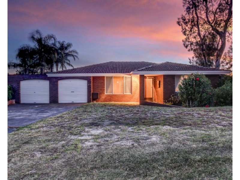 27 Blackadder Road, Swan View WA 6056