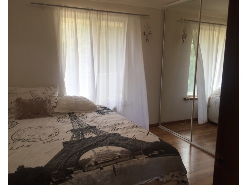 33 Swan View Road, Greenmount WA 6056