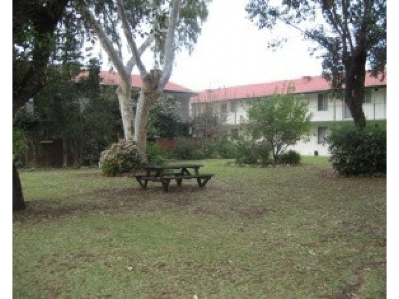 4/379 Hector Street, Yokine WA 6060