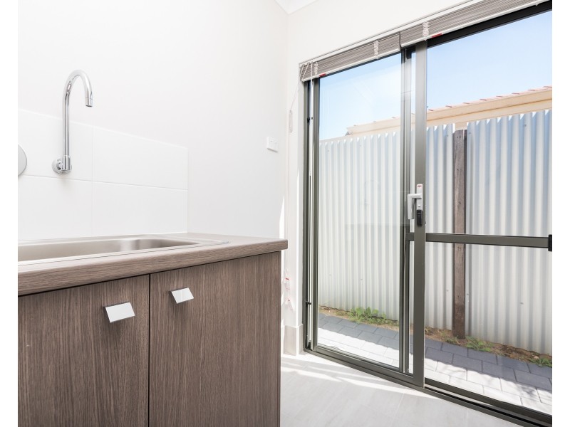 82B Sayer Street, Midland WA 6056