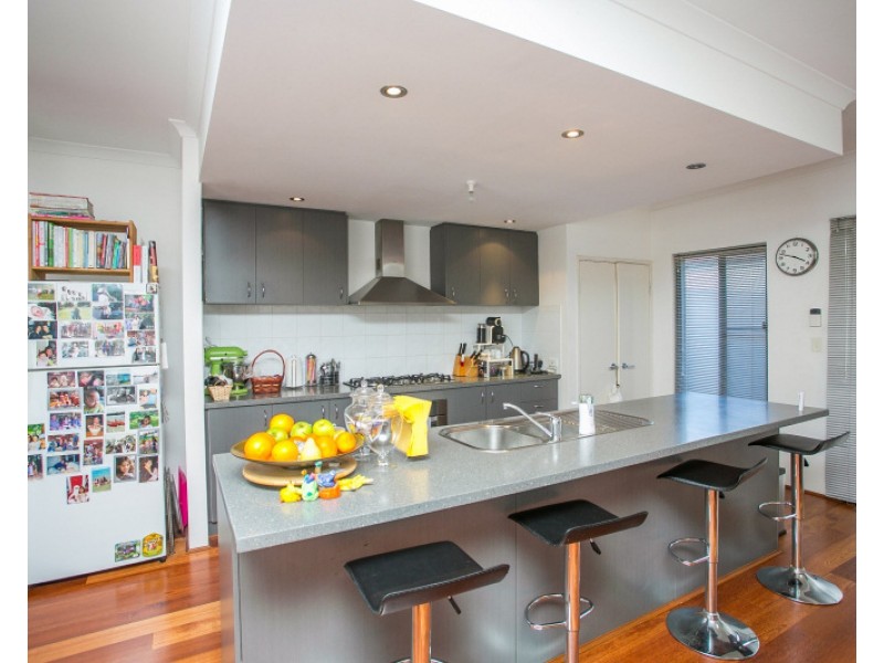 5 Wyvern Lane, Woodbridge WA 6056