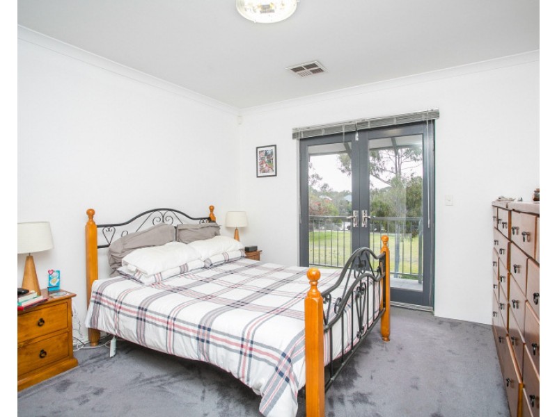 5 Wyvern Lane, Woodbridge WA 6056