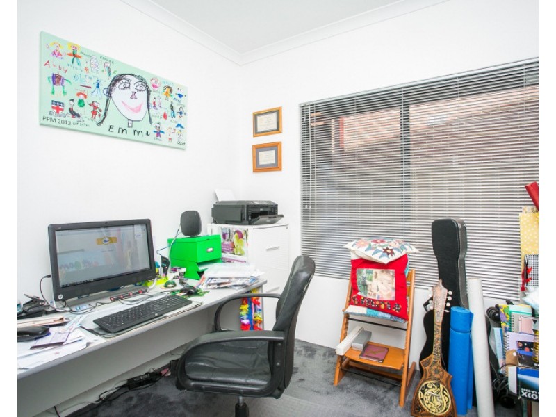 5 Wyvern Lane, Woodbridge WA 6056