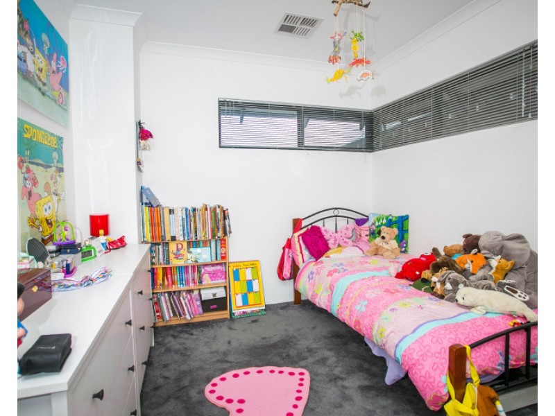 5 Wyvern Lane, Woodbridge WA 6056