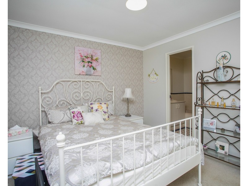 Unit 10 , 11 Elvire Street, Viveash WA 6056