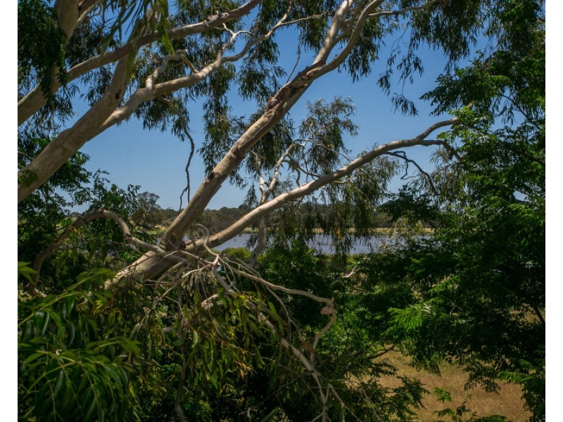 Unit 10 , 11 Elvire Street, Viveash WA 6056