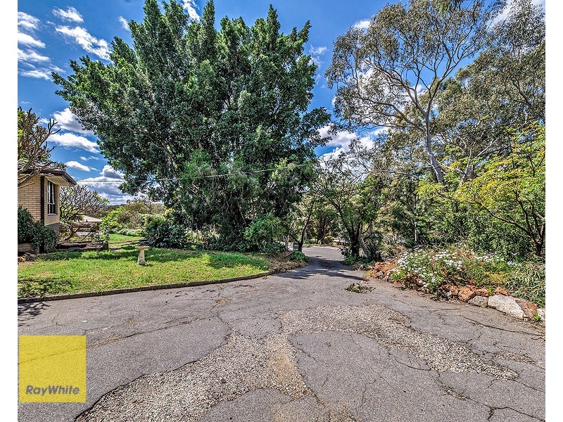 32 Marloo Road, Greenmount WA 6056