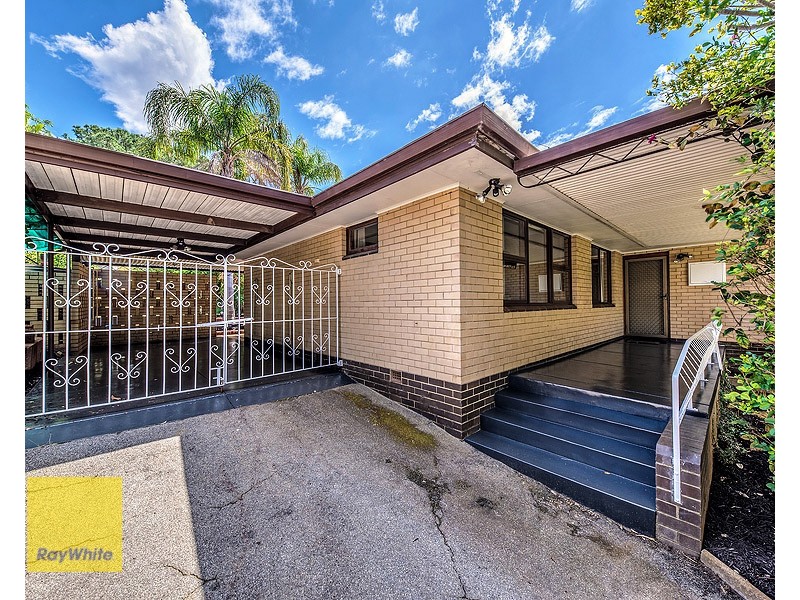 32 Marloo Road, Greenmount WA 6056