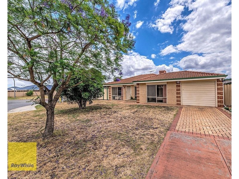 1 Beenan Elbow, South Guildford WA 6055