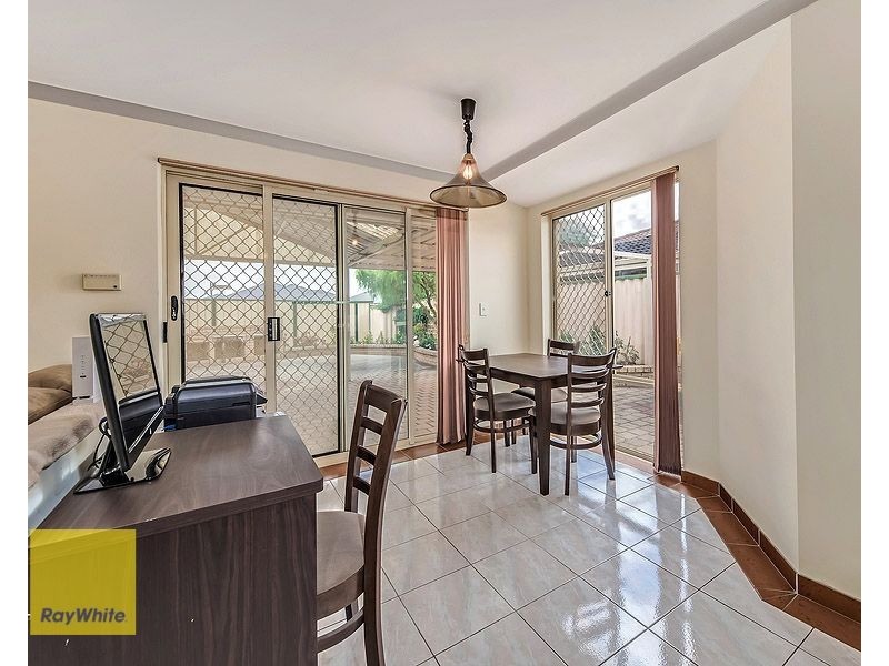 1 Beenan Elbow, South Guildford WA 6055