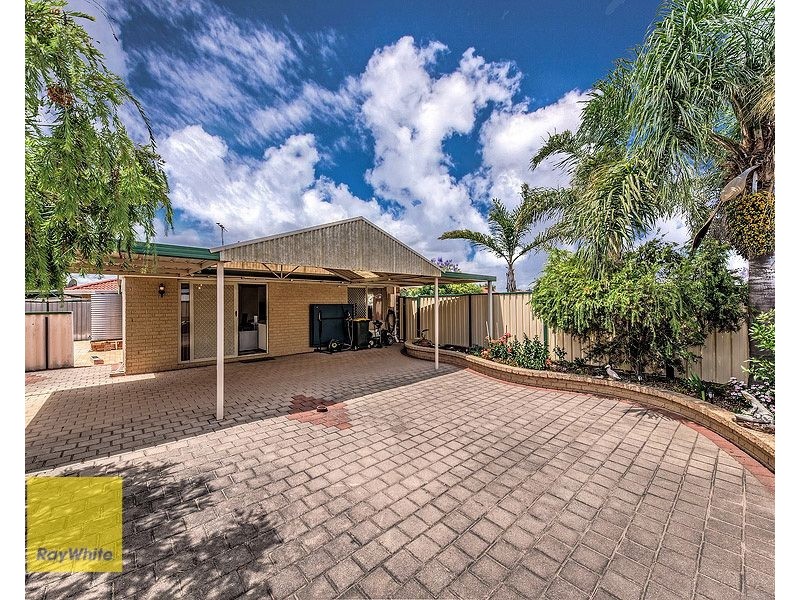 1 Beenan Elbow, South Guildford WA 6055