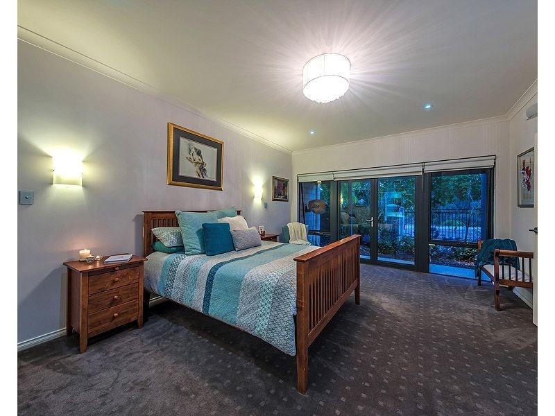 27 The Embankment, South Guildford WA 6055