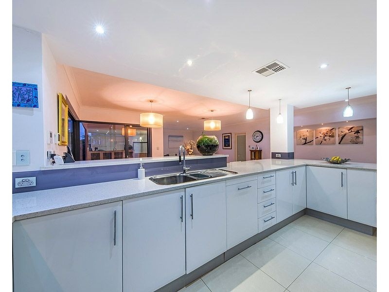 27 The Embankment, South Guildford WA 6055