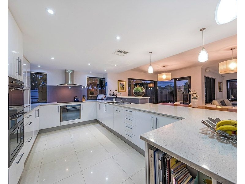 27 The Embankment, South Guildford WA 6055