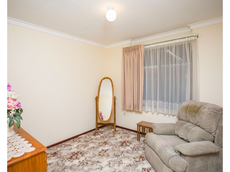 18 Rhine Way, Swan View WA 6056