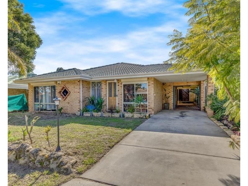 11 Chungking Grove, Stratton WA 6056