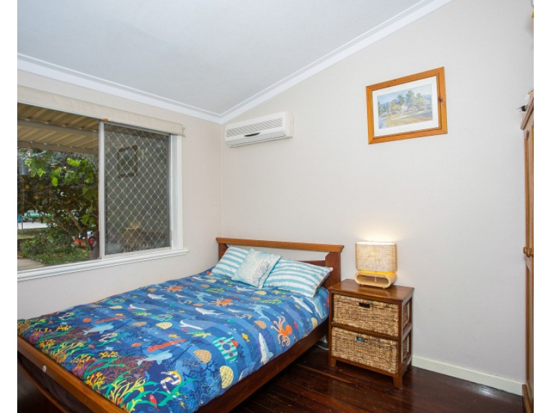 2 Alandale Road, Greenmount WA 6056