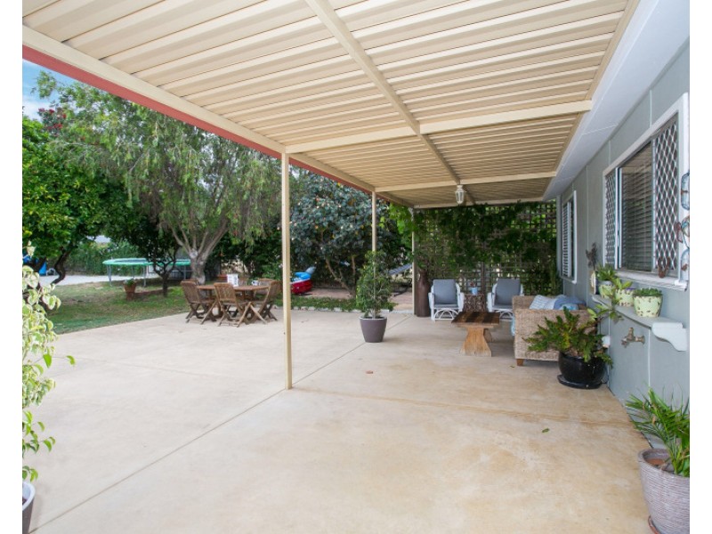 2 Alandale Road, Greenmount WA 6056