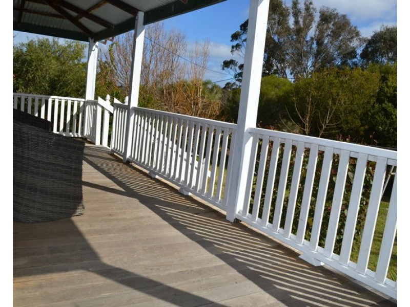 54 Gifford Road, Bridgetown WA 6255