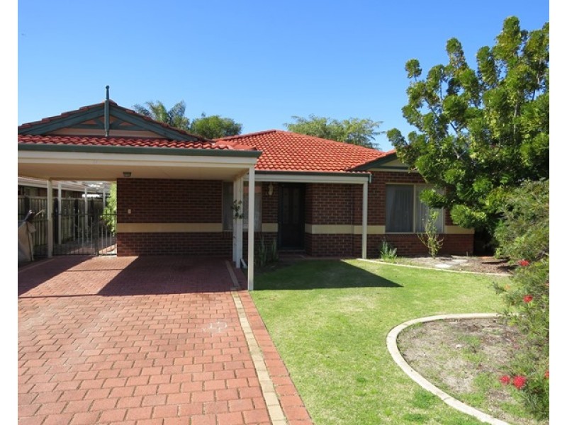 38 Fringe Lily Crescent, Ellenbrook WA 6069