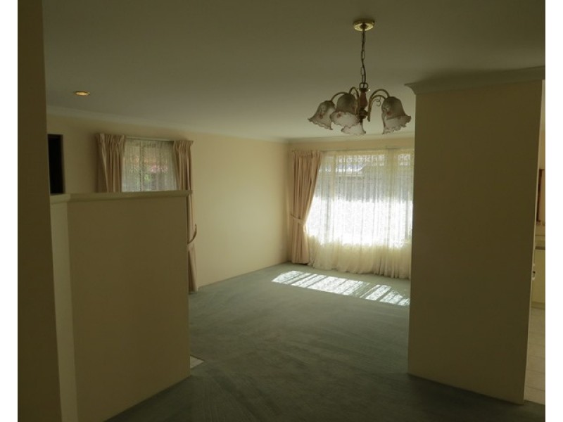 38 Fringe Lily Crescent, Ellenbrook WA 6069