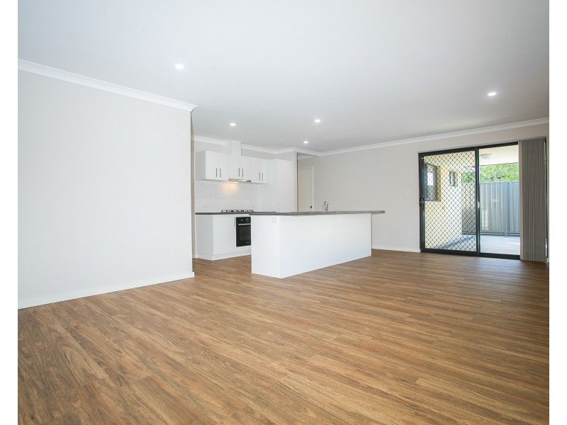 3/312 Wharf Street, Queens Park WA 6107