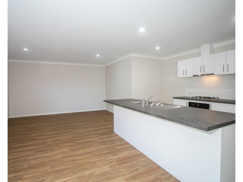 3/312 Wharf Street, Queens Park WA 6107