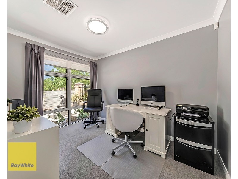 19 The Embankment, South Guildford WA 6055