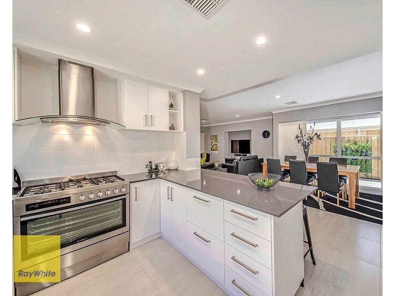 19 The Embankment, South Guildford WA 6055