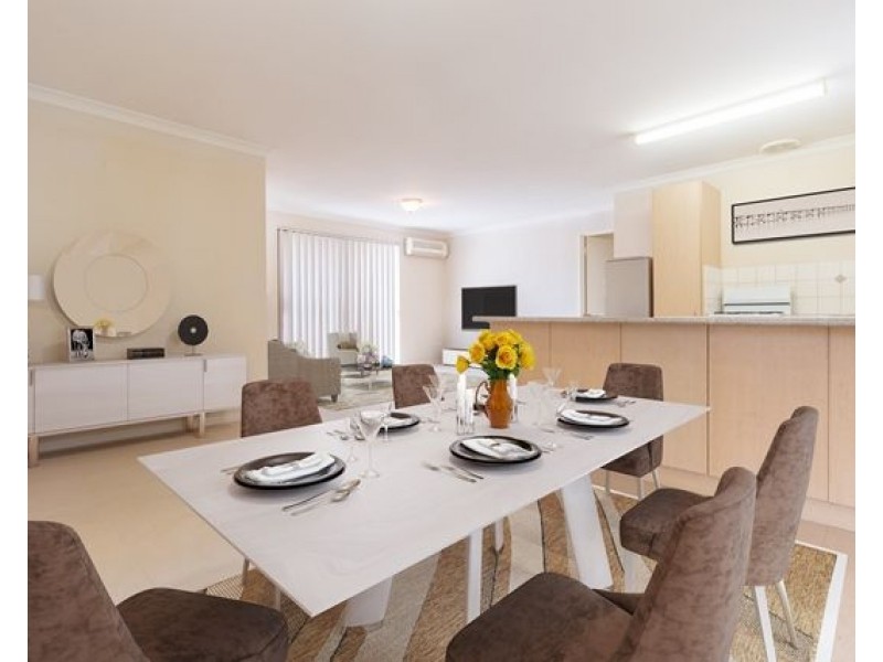 4/12 Mathoura Street, Midland WA 6056