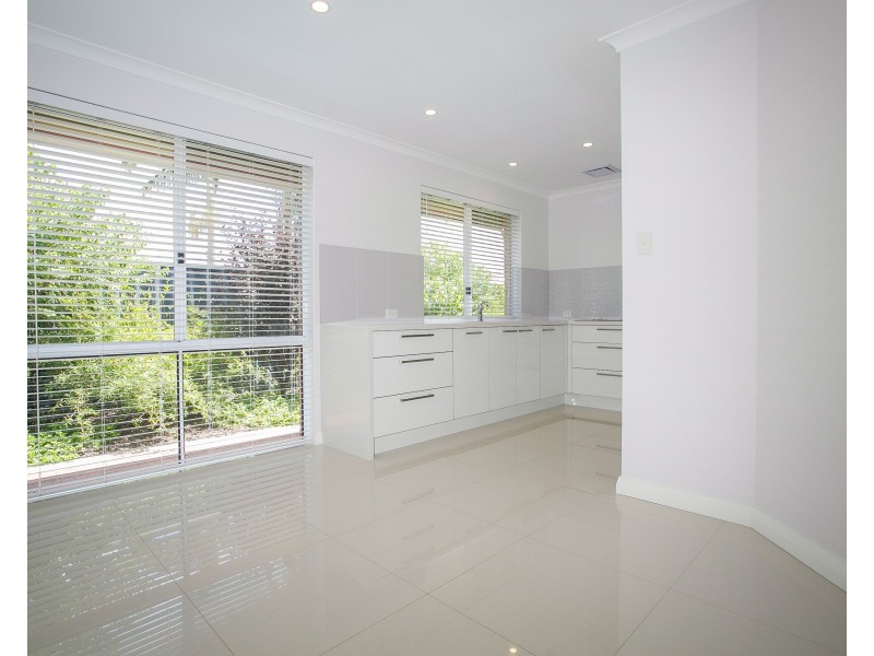 5/4-6 Norn Close, South Guildford WA 6055