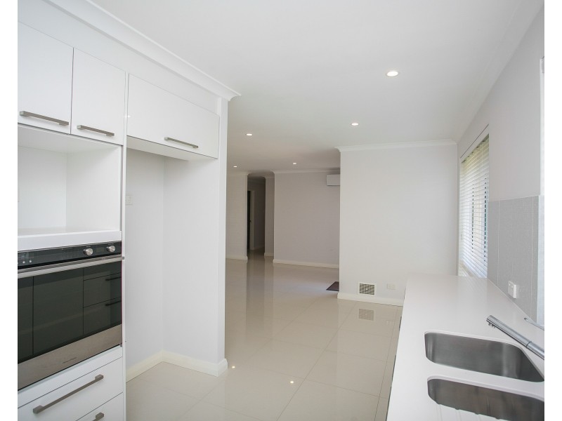 5/4-6 Norn Close, South Guildford WA 6055