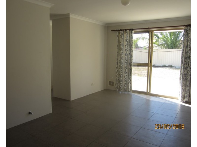 35 Lewis Jones Cross, Stratton WA 6056