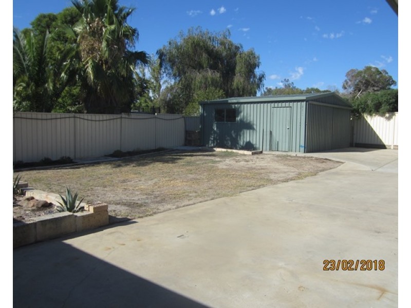 35 Lewis Jones Cross, Stratton WA 6056