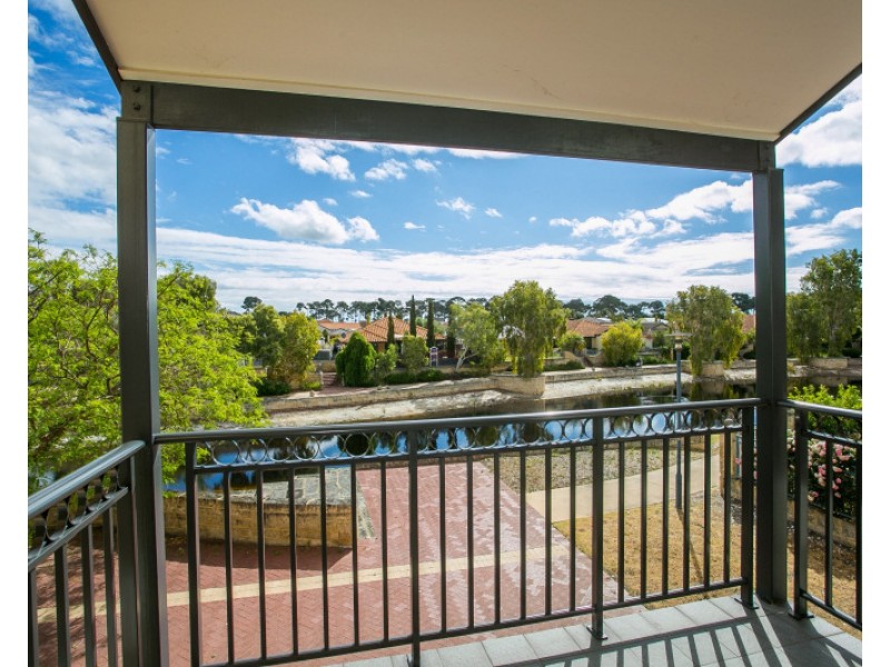 2/57 Ponte Vecchio Blv, Ellenbrook WA 6069