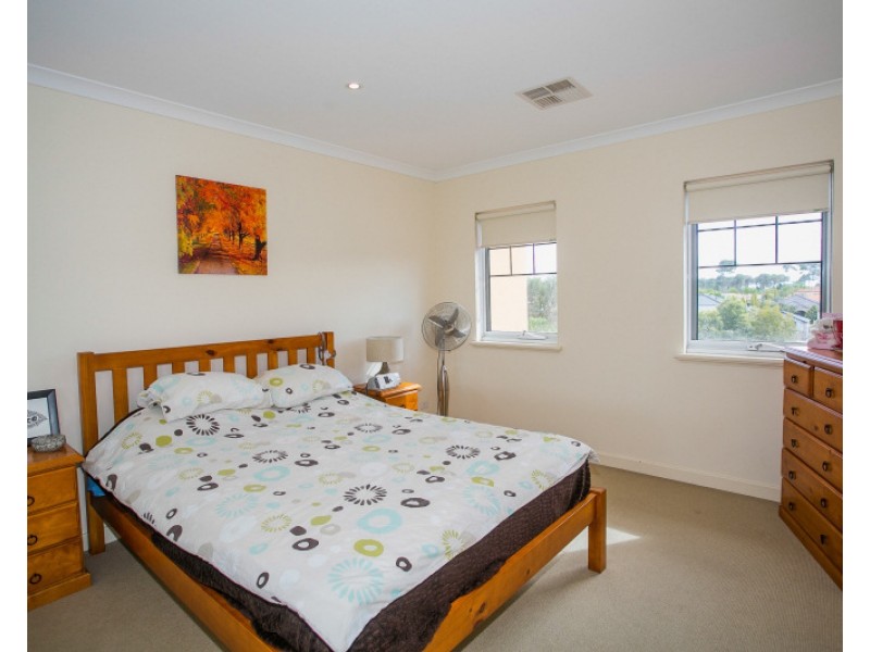 2/57 Ponte Vecchio Blv, Ellenbrook WA 6069