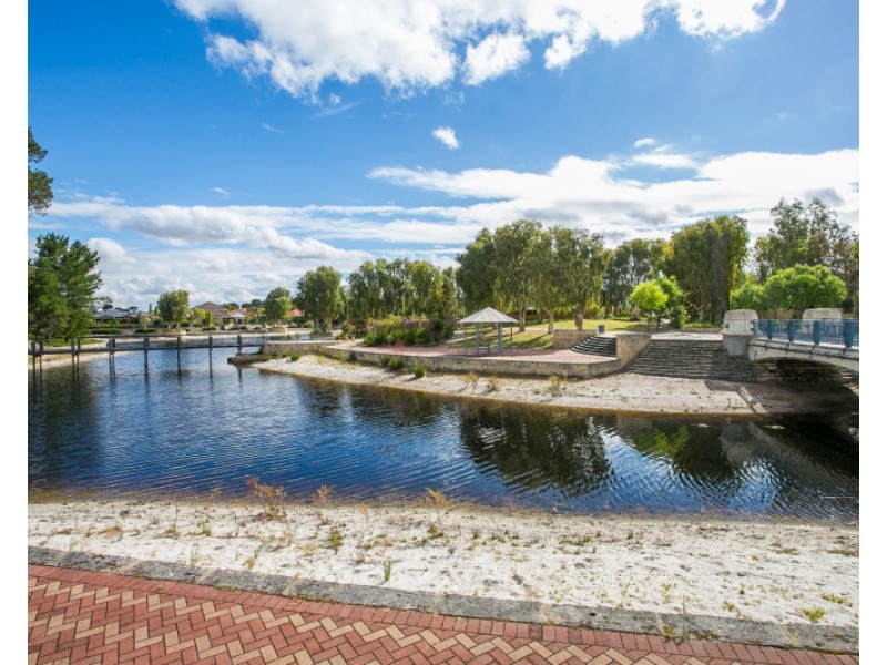 2/57 Ponte Vecchio Blv, Ellenbrook WA 6069