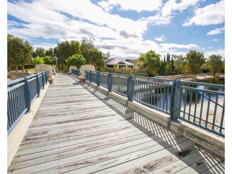 2/57 Ponte Vecchio Blv, Ellenbrook WA 6069