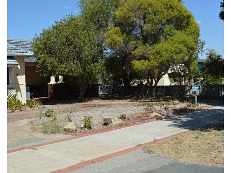 4 Hamersley Street, Midland WA 6056