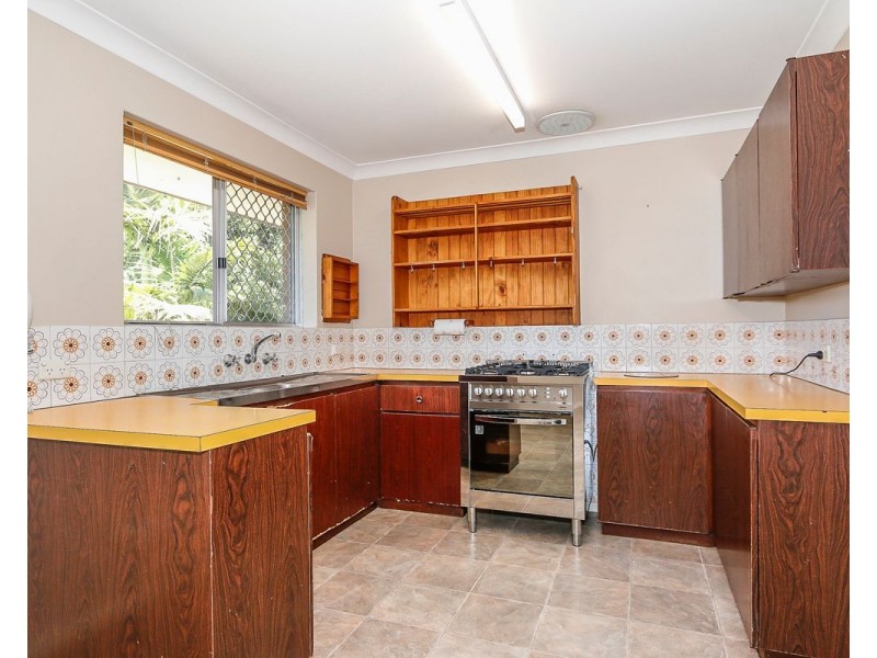 23 Blackadder Road, Swan View WA 6056