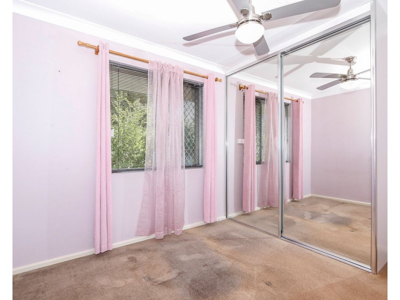 23 Blackadder Road, Swan View WA 6056