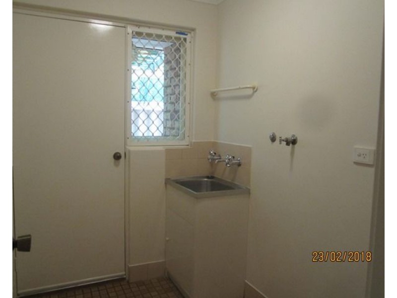 Unit 1, 65 Amherst Road, Swan View WA 6056