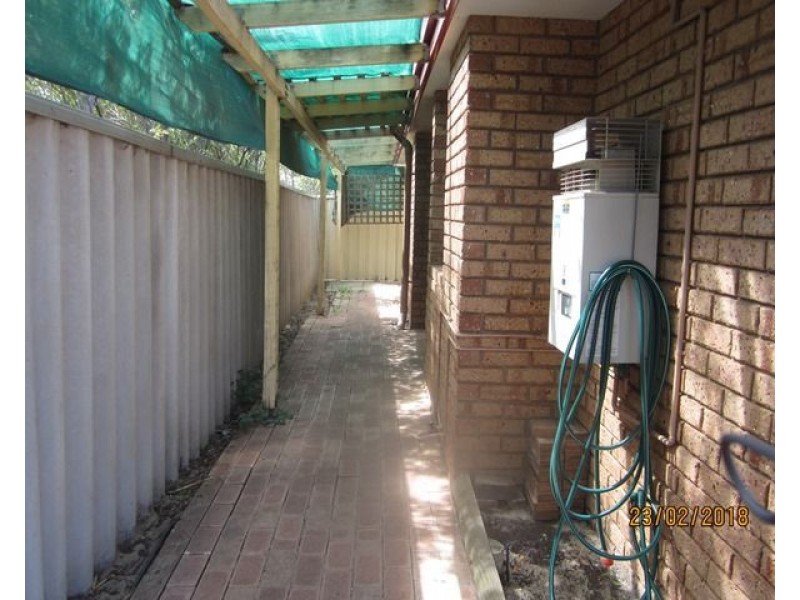 Unit 1, 65 Amherst Road, Swan View WA 6056