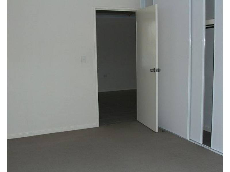 10 Barnfield Drive, Ellenbrook WA 6069