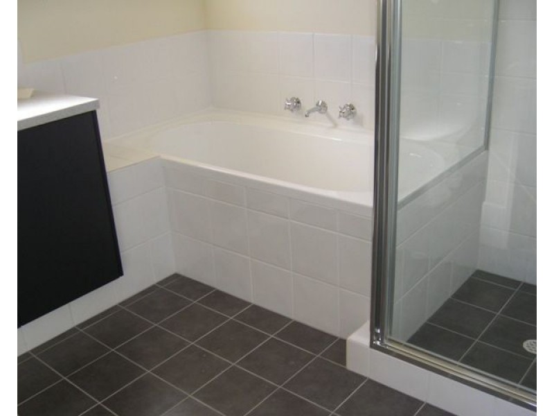 10 Barnfield Drive, Ellenbrook WA 6069